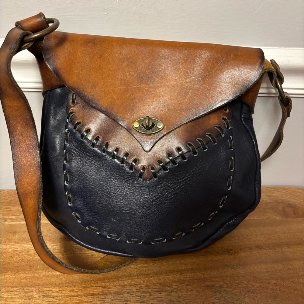 Vintage Two-Tone Crossbody Saddle‎ Bag Navy Blue/Brown Smooth Leather